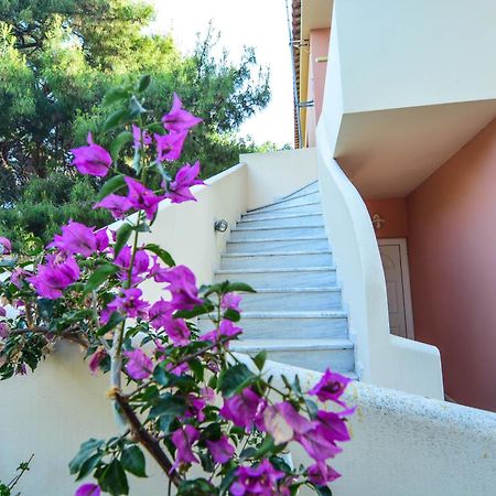 Epavlis Apartments Порто Хели Экстерьер фото