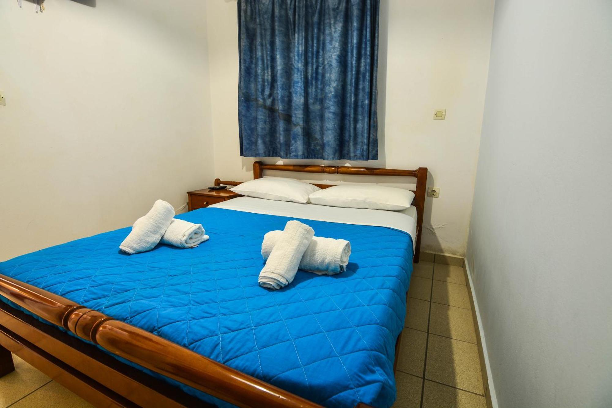 Epavlis Apartments Порто Хели Экстерьер фото